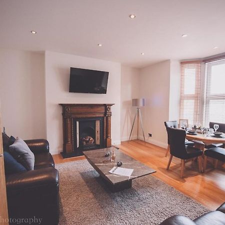 Impressive 3 Bedroom Абердин Экстерьер фото